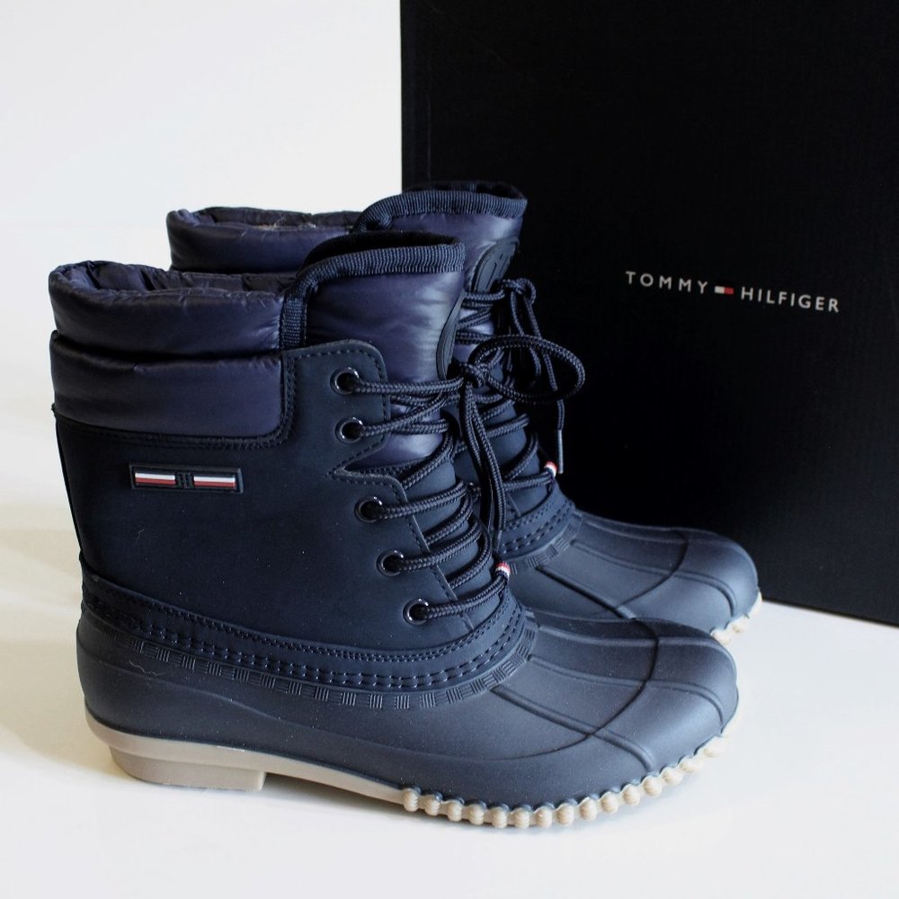 Tommy Hilfiger Women's Winter Boots Size 6
